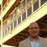 Retrato del arquitecto a cargo